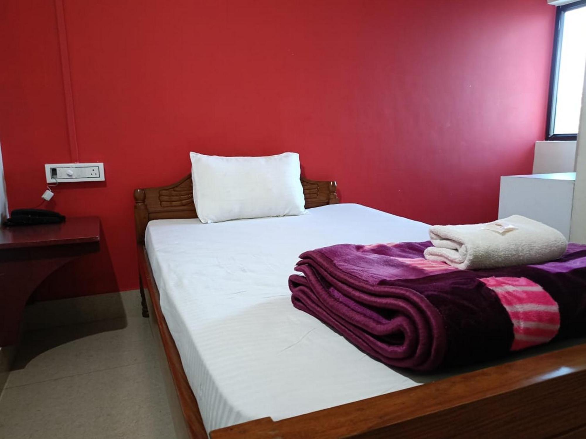 Hotel Bhargav Guwahati Luaran gambar