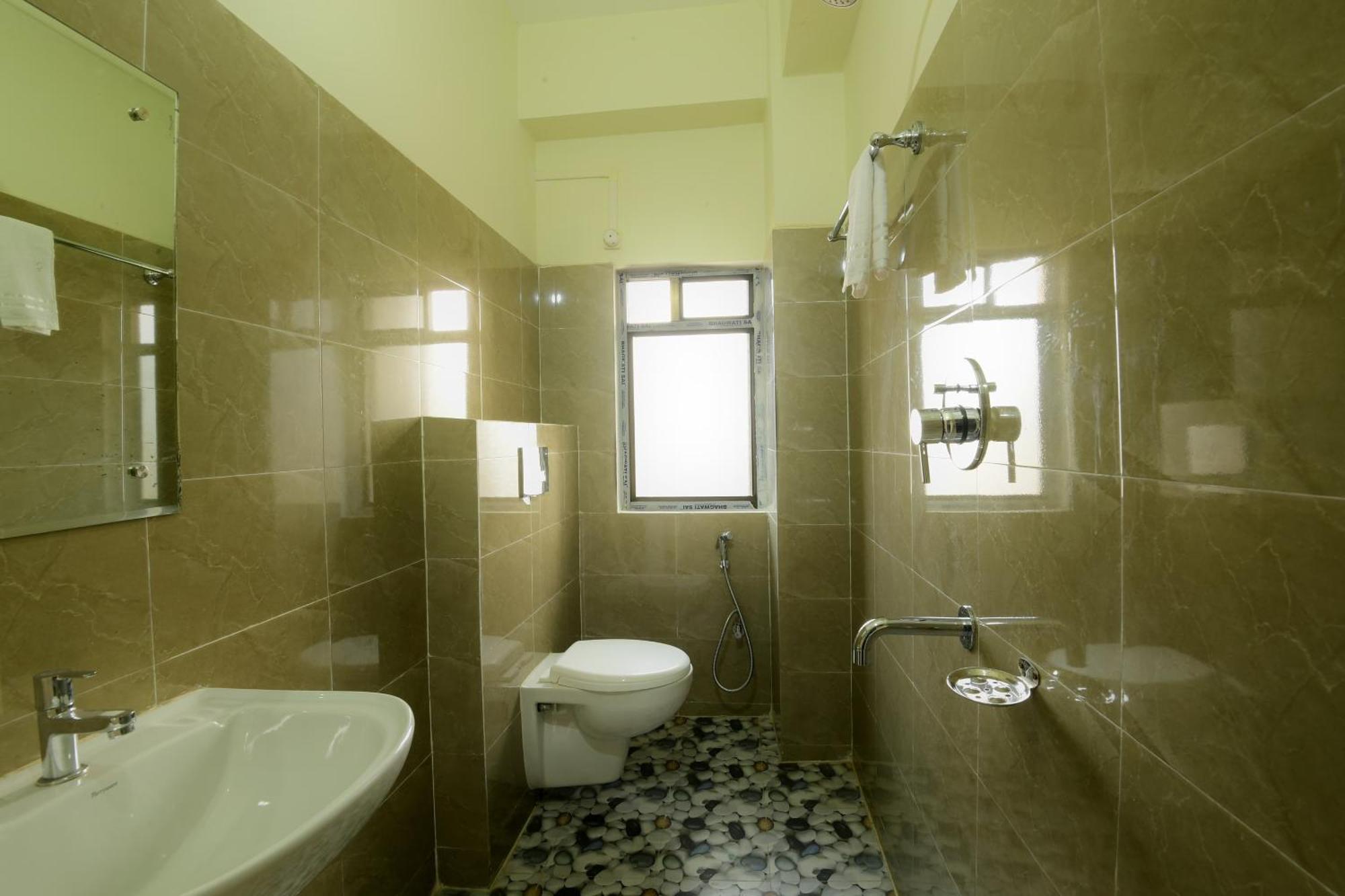 Hotel Bhargav Guwahati Luaran gambar